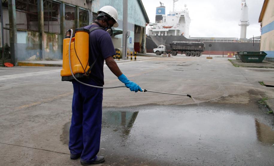 Porto de Paranaguá reforça ações de combate à dengue Porto de Paranaguá reforça ações de combate à dengue