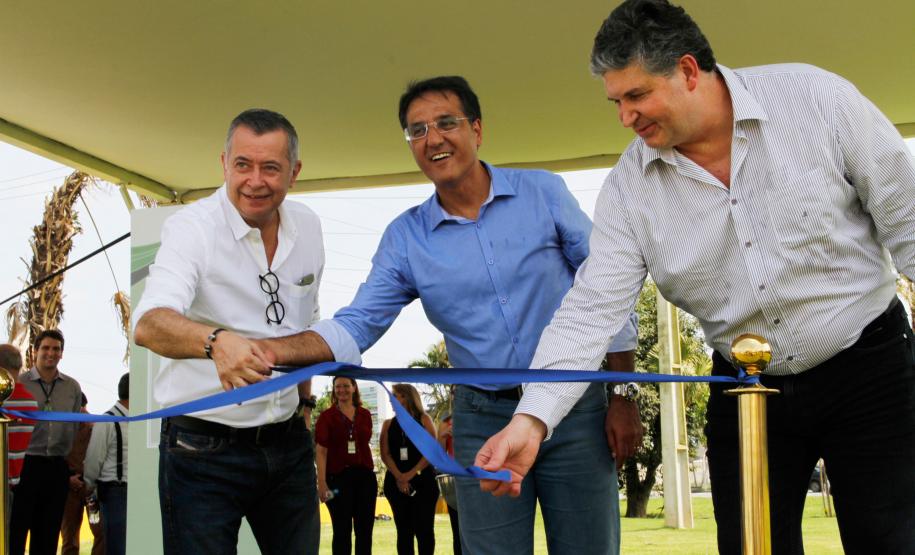 Porto de Paranaguá ganha nova alça de acesso e pátio para caminhões bitrem Porto de Paranaguá ganha nova alça de acesso e pátio para caminhões bitrem