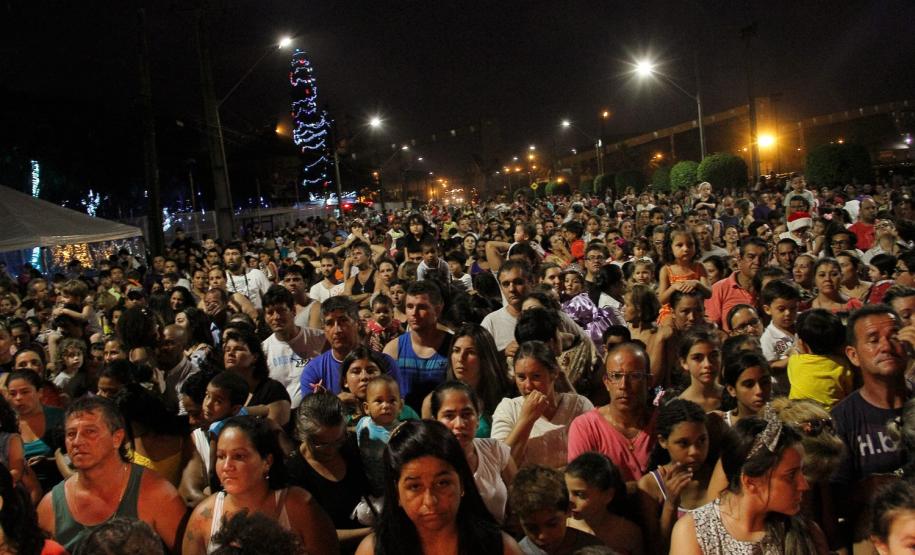 Festa de Natal reúne 4 mil pessoas no Porto de Paranaguá
