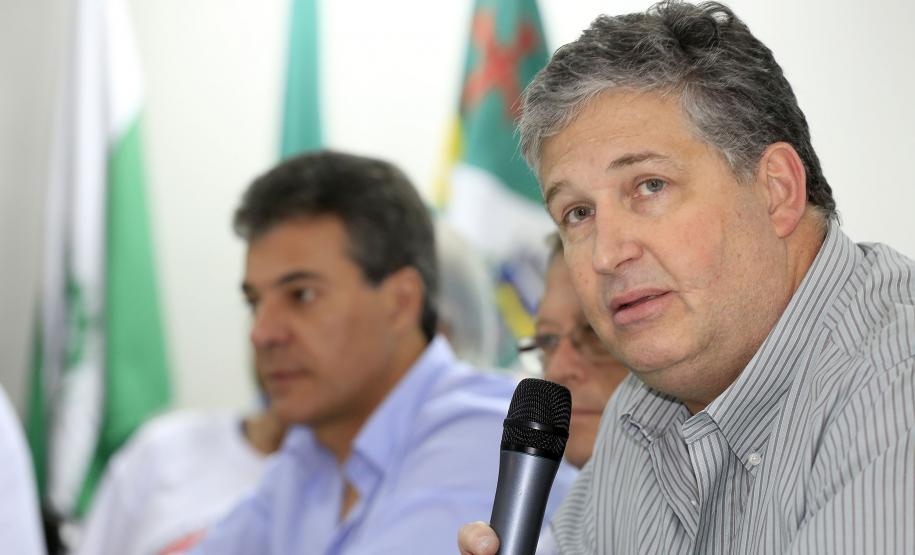 Litoral tem mais R$ 4 milhões para o combate à dengue Litoral tem mais R$ 4 milhões para o combate à dengue