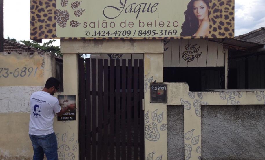 Patrulha de combate à dengue reforça ações de orientação em Paranaguá