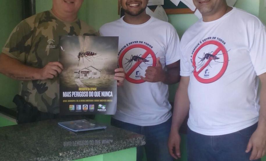 Patrulha de combate à dengue reforça ações de orientação em Paranaguá