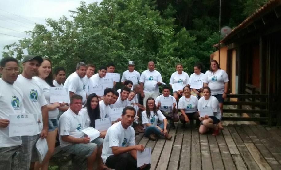 Appa forma agentes ambientais voluntários na Ilha do Mel