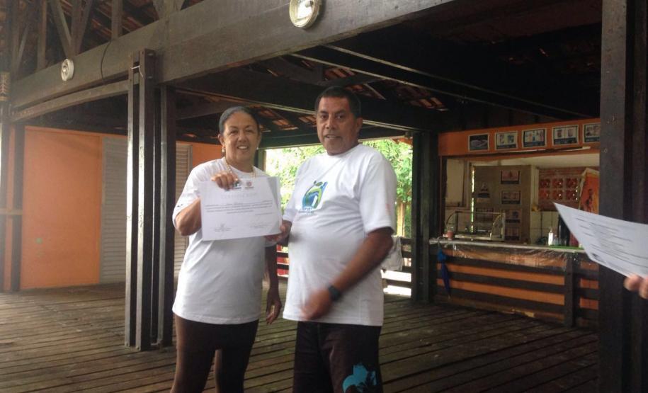 Appa forma agentes ambientais voluntários na Ilha do Mel