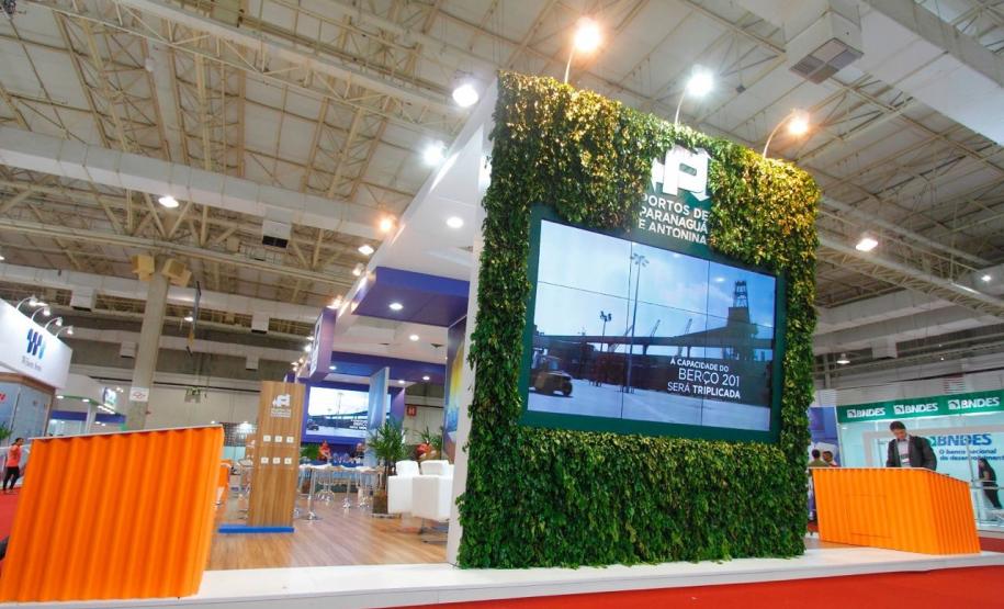 Portos do Paraná apostam em tecnologia em feira mundial de logística